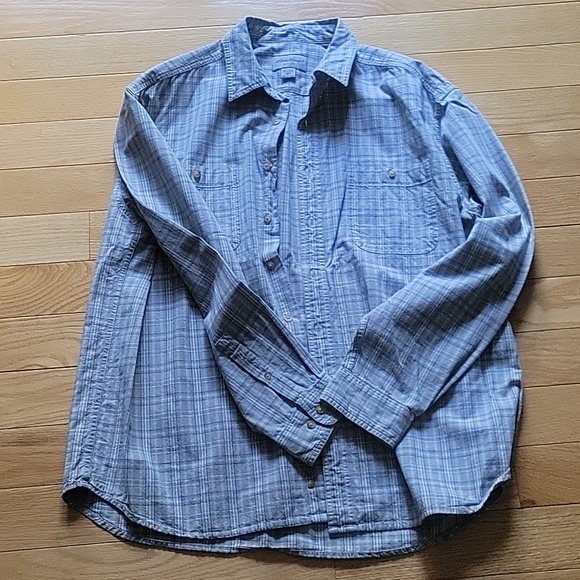Eddie Bauer button up shirt - Picture 2 of 6